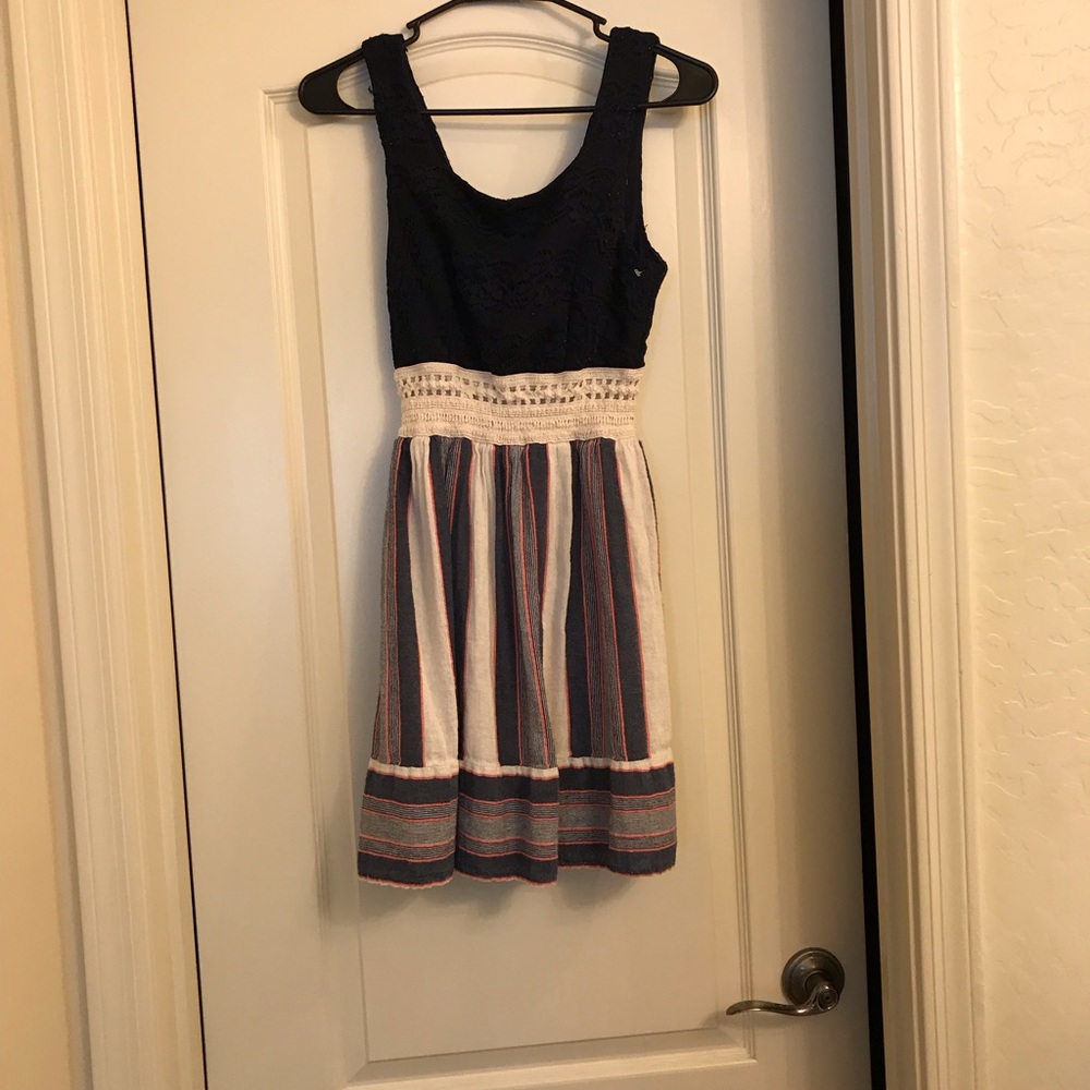 Short dress